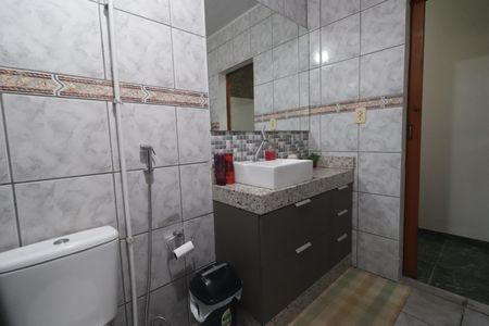 Casa à venda com 600m², 3 quartos e 5 vagasBanheiro casa 01