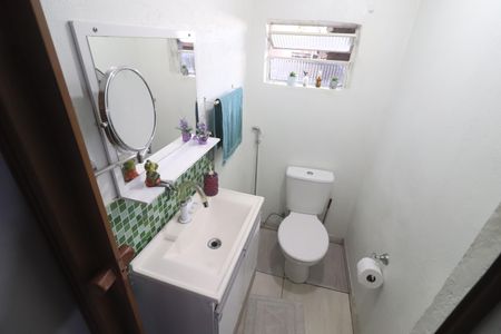 Casa à venda com 600m², 3 quartos e 5 vagasLavabo casa 01