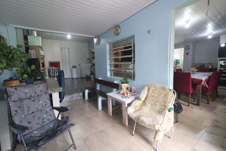 Casa à venda com 600m², 3 quartos e 5 vagasGaragem casa 01