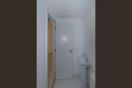 Apartamento para alugar com 34m², 2 quartos e sem vagaBanheiro