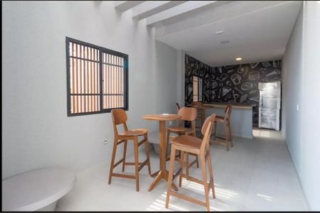 Apartamento à venda com 47m², 2 quartos e sem vagaÁrea comum