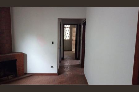 Casa à venda com 3 quartos, 200m² em Cidade Vargas, São Paulo