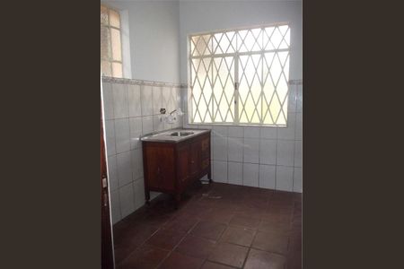 Casa à venda com 3 quartos, 200m² em Cidade Vargas, São Paulo