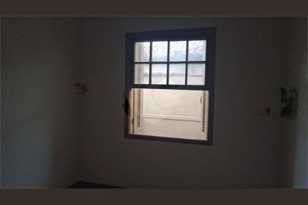 Casa à venda com 3 quartos, 200m² em Cidade Vargas, São Paulo