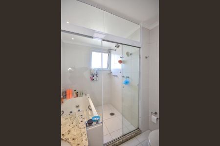 Apartamento à venda com 223m², 4 quartos e 4 vagasBanheiro Suíte 4