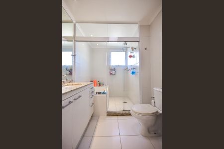 Apartamento à venda com 223m², 4 quartos e 4 vagasBanheiro Suíte 4