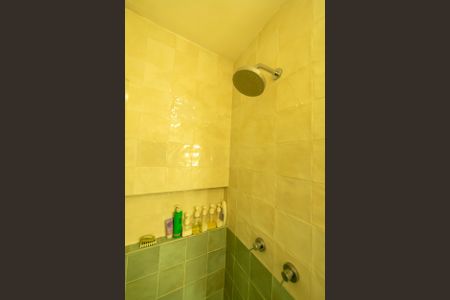 Apartamento à venda com 54m², 1 quarto e 2 vagas