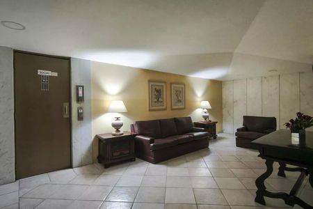 Apartamento à venda com 125m², 4 quartos e 1 vaga Apartamento à venda com 125m², 4 quartos e 1 vagaÁrea comum