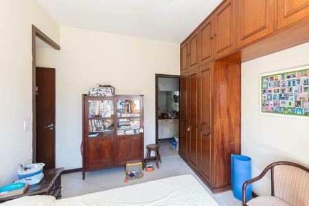 Apartamento à venda com 125m², 4 quartos e 1 vaga Apartamento à venda com 125m², 4 quartos e 1 vagaSuíte