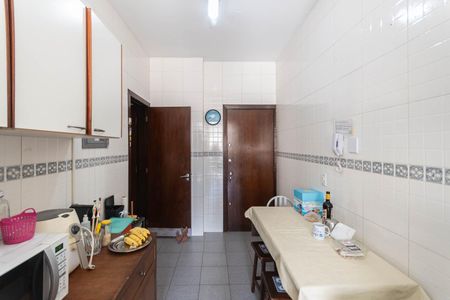 Apartamento à venda com 125m², 4 quartos e 1 vaga Apartamento à venda com 125m², 4 quartos e 1 vagaCozinha