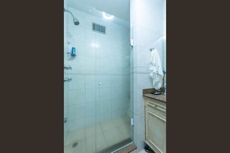 Apartamento à venda com 125m², 4 quartos e 1 vaga Apartamento à venda com 125m², 4 quartos e 1 vagaBanheiro Suíte