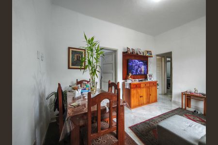 Apartamento à venda com 80m², 3 quartos e sem vaga Apartamento à venda com 80m², 3 quartos e sem vagaSala