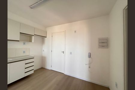 Sala/Cozinha de apartamento à venda com 2 quartos, 30m² em Vila Mangalot, São Paulo