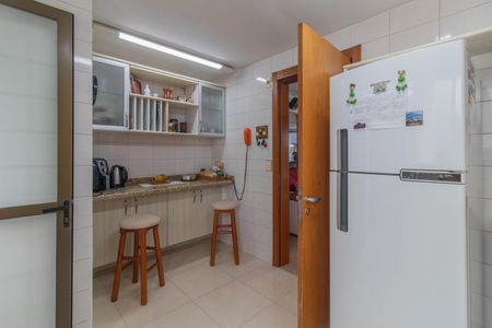 Apartamento para alugar com 115m², 3 quartos e 1 vagaCozinha e Área de Serviço