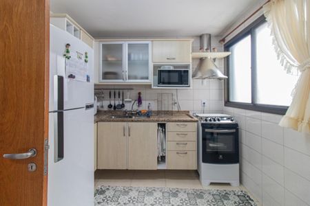 Apartamento para alugar com 115m², 3 quartos e 1 vagaCozinha e Área de Serviço