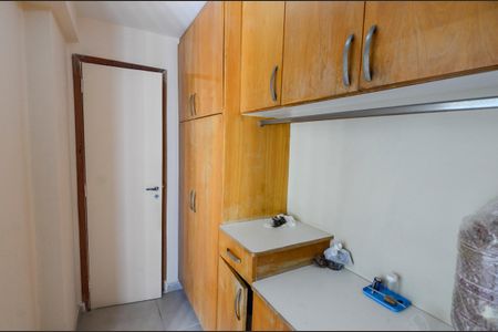 Apartamento à venda com 68m², 2 quartos e 1 vagaQuarto de Serviço