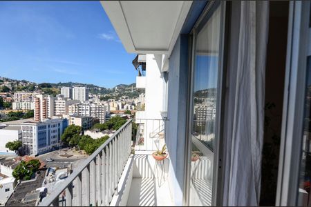 Apartamento à venda com 68m², 2 quartos e 1 vagaVaranda da Sala