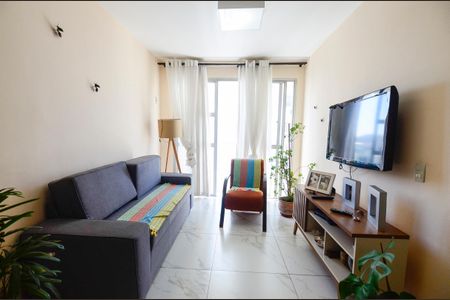 Apartamento à venda com 68m², 2 quartos e 1 vagaSala