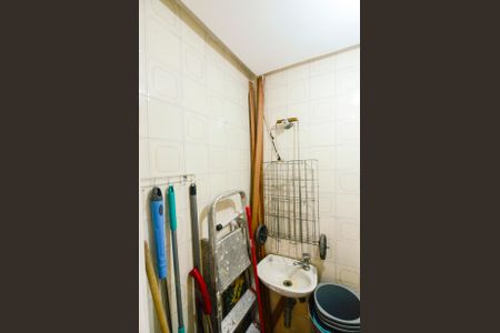 Apartamento à venda com 68m², 2 quartos e 1 vagaBanheiro de Serviço