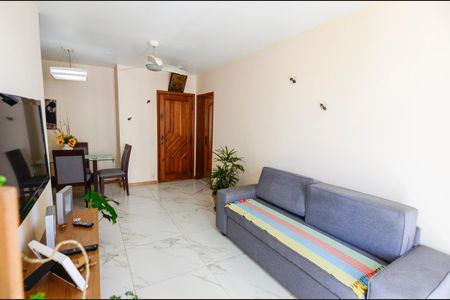 Apartamento à venda com 68m², 2 quartos e 1 vagaSala
