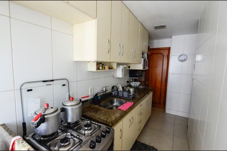 Apartamento à venda com 68m², 2 quartos e 1 vagaCozinha