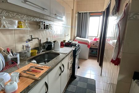 Apartamento para alugar com 250m², 3 quartos e 3 vagas Apartamento para alugar com 250m², 3 quartos e 3 vagasCozinha