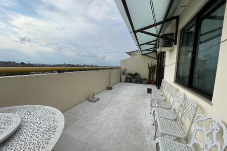 Apartamento para alugar com 250m², 3 quartos e 3 vagas Apartamento para alugar com 250m², 3 quartos e 3 vagasVaranda