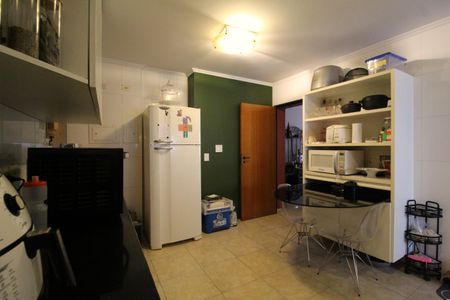 Apartamento para alugar com 103m², 3 quartos e 2 vagasCozinha
