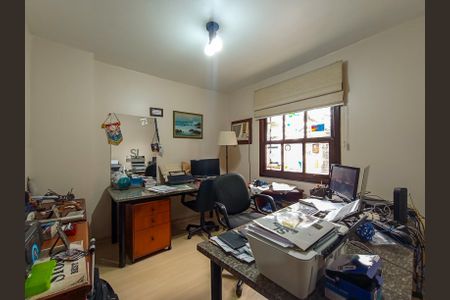 Casa à venda com 143m², 4 quartos e 2 vagasQuarto 2