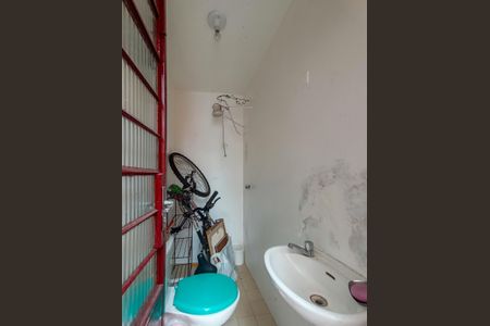 Casa à venda com 143m², 4 quartos e 2 vagasQuarto de Serviço