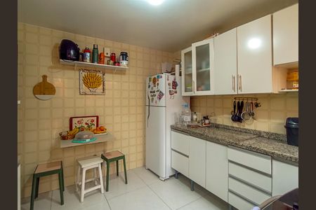 Casa à venda com 143m², 4 quartos e 2 vagasCozinha