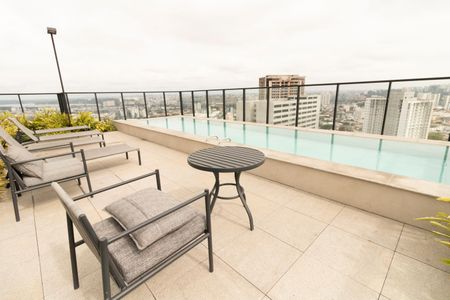 Studio à venda com 24m², 1 quarto e sem vagaÁrea comum - Piscina