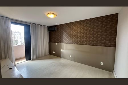 Apartamento à venda com 270m², 4 quartos e 3 vagasSuíte 1