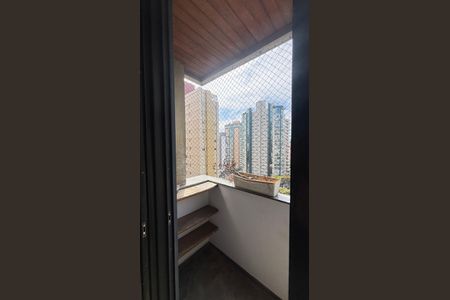 Apartamento à venda com 270m², 4 quartos e 3 vagasVaranda da Suíte 4