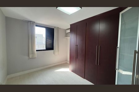 Apartamento à venda com 270m², 4 quartos e 3 vagasSuíte 2