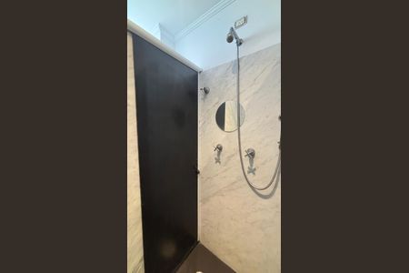 Apartamento à venda com 270m², 4 quartos e 3 vagasBanheiro da Suíte 4