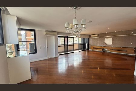 Apartamento à venda com 270m², 4 quartos e 3 vagasSala