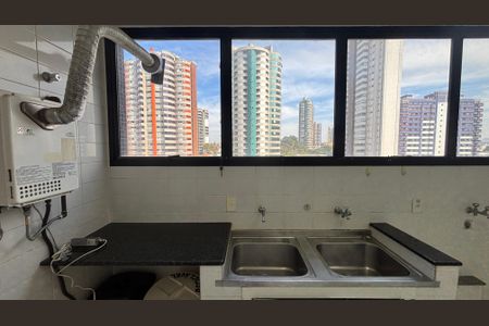 Apartamento à venda com 270m², 4 quartos e 3 vagasÁrea de Serviço