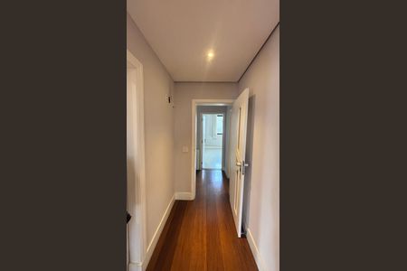 Apartamento à venda com 270m², 4 quartos e 3 vagasCorredor