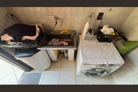 Casa à venda com 240m², 3 quartos e 3 vagas Casa à venda com 240m², 3 quartos e 3 vagasÁrea de Serviço