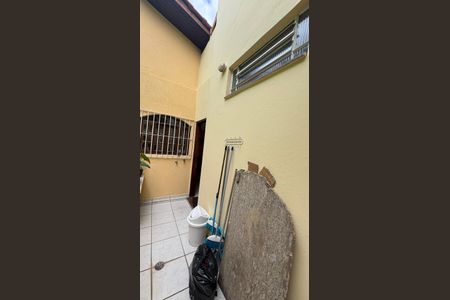 Casa à venda com 240m², 3 quartos e 3 vagas Casa à venda com 240m², 3 quartos e 3 vagasÁrea de Serviço