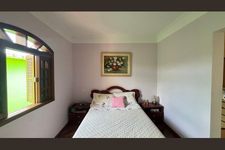 Casa à venda com 240m², 3 quartos e 3 vagas Casa à venda com 240m², 3 quartos e 3 vagasSuíte