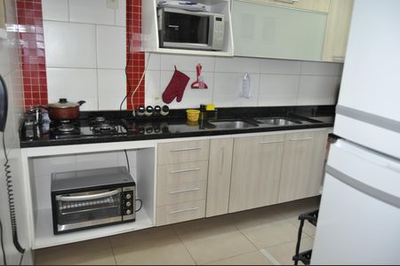 Apartamento à venda com 72m², 2 quartos e 1 vagaCozinha