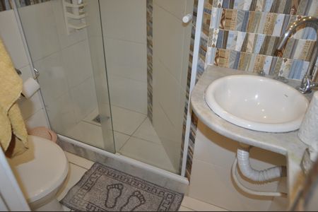 Apartamento à venda com 72m², 2 quartos e 1 vagaBanheiro Social