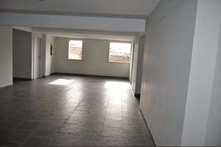 Apartamento à venda com 72m², 2 quartos e 1 vagaÁrea comum