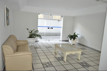 Apartamento à venda com 72m², 2 quartos e 1 vagaÁrea comum