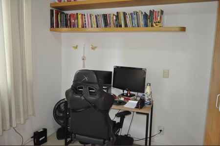 Apartamento à venda com 72m², 2 quartos e 1 vagaQuarto 