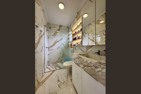 Casa à venda com 135m², 3 quartos e 2 vagas Casa à venda com 135m², 3 quartos e 2 vagasBanheiro