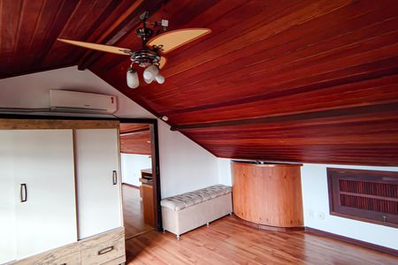 Casa de condomínio para alugar com 130m², 4 quartos e 2 vagas Casa de condomínio para alugar com 130m², 4 quartos e 2 vagasCobertura