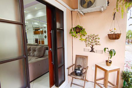 Casa de condomínio para alugar com 130m², 4 quartos e 2 vagas Casa de condomínio para alugar com 130m², 4 quartos e 2 vagasFrente da casa